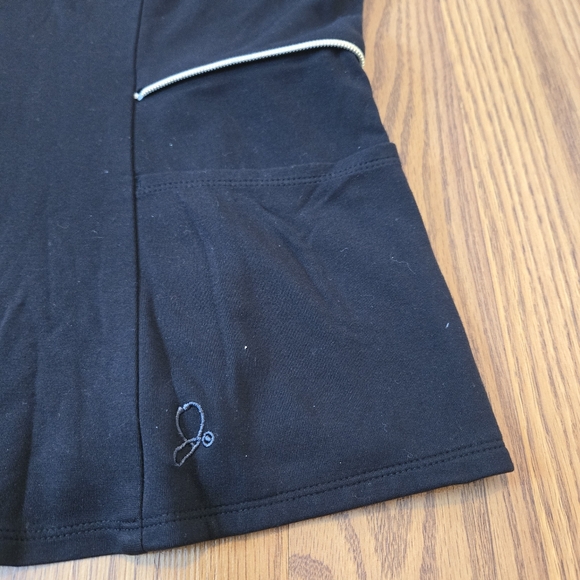 Jaanuu Black Scrub Top Stretchy Knit Gold Zip Pockets Esthetician Nurse Scrubs S - Picture 8 of 8